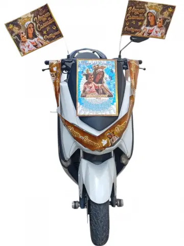 BANDERIN PARA MOTO Y CARRO MD:33CM X 24CM