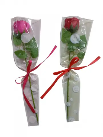 ROSA ARTIFICIAL EN EMPAQUE RF YA 224