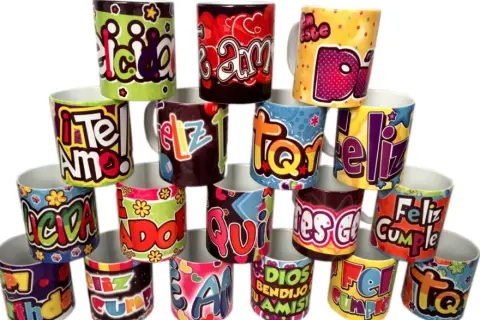 POCILLOS MUG ESTAMPADO Y VASO PITILLO